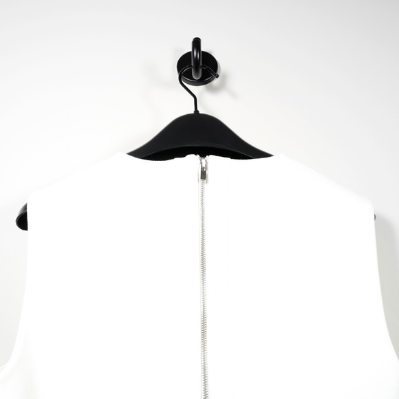 Tibi Macramé Applique Fringe Top (white) Size 2 - Picture 6 of 9